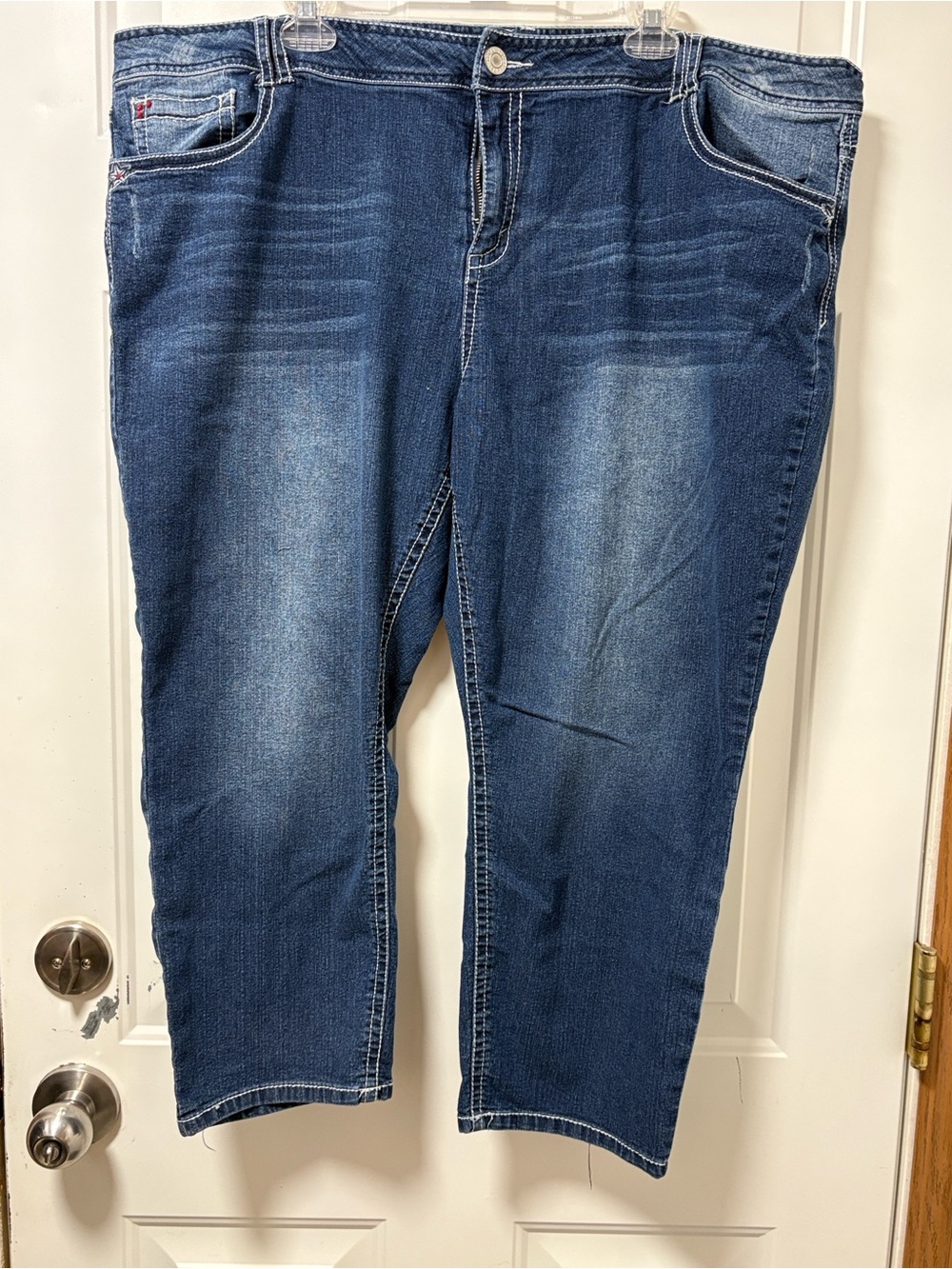 Rue21 Women's Dark Wash Cropped Stretch Jeans